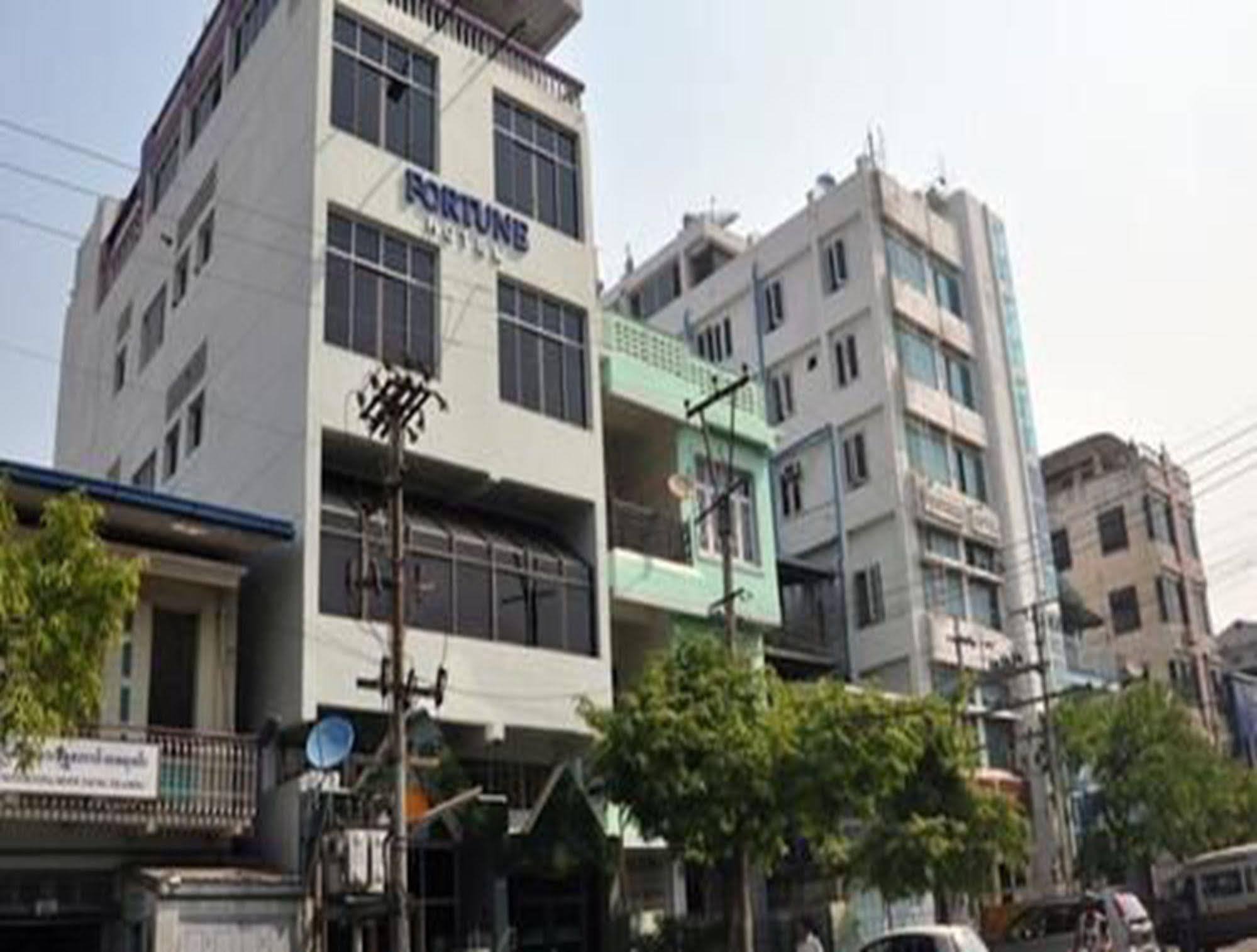 Fortune Hotel Mandalay Exterior photo